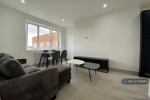 2 bedroom flat to rent, Minster Court, Liverpool, L7