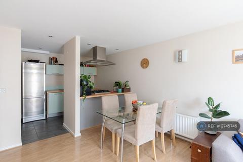 1 bedroom flat to rent, Cold Harbour, London, E14