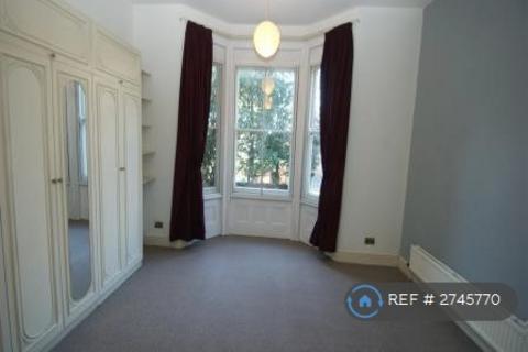 undefined, Forest Road West, Nottingham, NG7