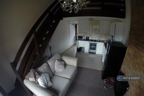 1 bedroom terraced house to rent, Gibb Street, Nottngham, NG10