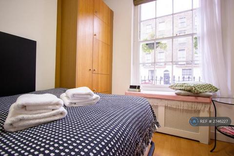 Studio to rent, North Gower Street, London, NW1