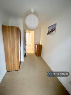 2 bedroom flat to rent, Windsor Hall, London, E16