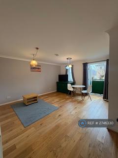 2 bedroom flat to rent, Windsor Hall, London, E16