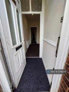 2 bedroom terraced house to rent, Rochdale Old Road, Bury, BL9