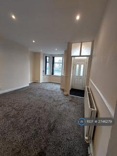 2 bedroom terraced house to rent, Rochdale Old Road, Bury, BL9