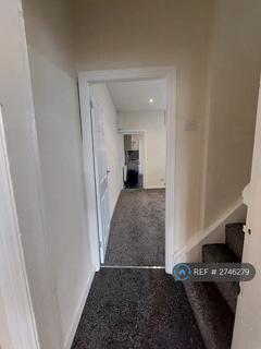 2 bedroom terraced house to rent, Rochdale Old Road, Bury, BL9