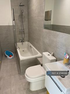 2 bedroom flat to rent, Lord Lyon, Stockcross, Newbury, RG20