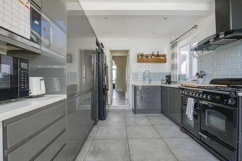 4 bedroom terraced house for sale, North Cray Road, Bexley