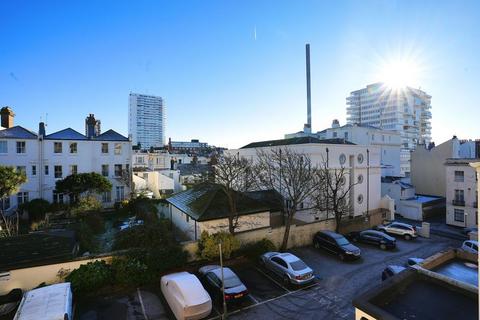 Studio to rent, Sillwood Place, Brighton