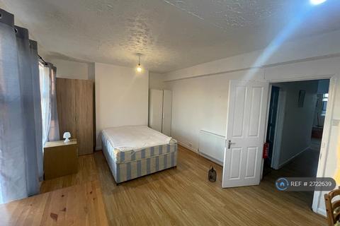 undefined, Western Avenue, London, W3
