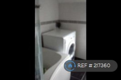 Studio to rent, Montague Avenue, London, SE4