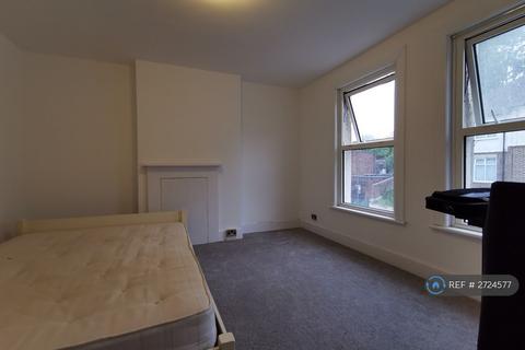 1 bedroom in a house share to rent, Kentish Road, Belvedere, DA17