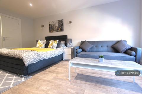 undefined, Alma Street, Luton, LU1