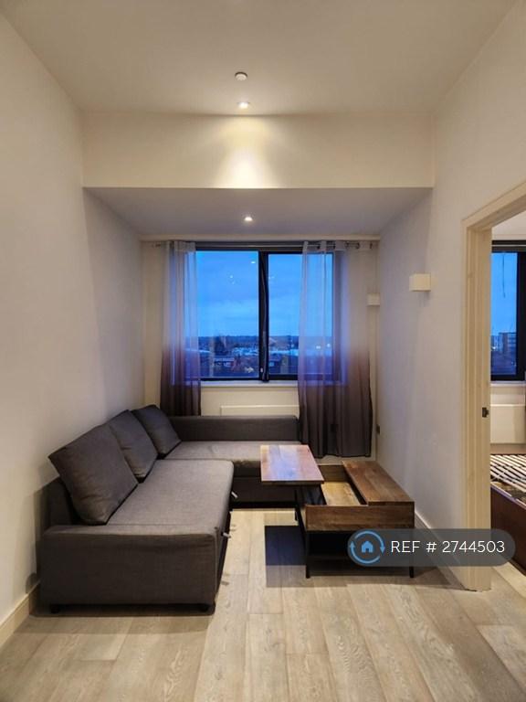 Coffee Table Lifts Up To Work/Eat