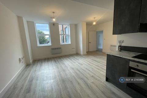 2 bedroom flat to rent, Elm House, Slough, SL1