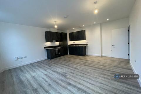 2 bedroom flat to rent, Elm House, Slough, SL1