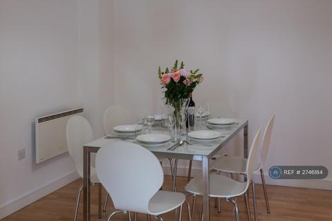 2 bedroom flat to rent, Tradewind Square, Liverpool, L1