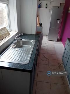 2 bedroom terraced house to rent, Scott Street, Redcar, TS10