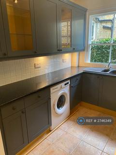 2 bedroom flat to rent, Rosendale Road, London, SE21