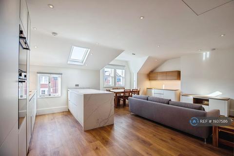 2 bedroom flat to rent, Drakefield Road, London, SW17