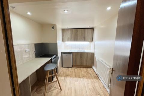 undefined, Strawberry Dale, Harrogate, HG1