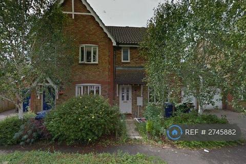 3 bedroom semi-detached house to rent, College Fields, Cambridge, CB4