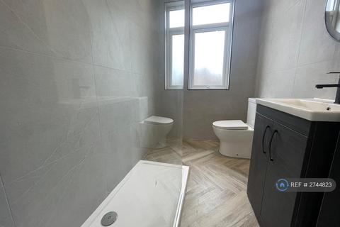 2 bedroom flat to rent, Beach Road, Thornton-Cleveleys, FY5