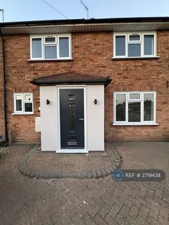 4 bedroom terraced house to rent, Sabina Road, Grays, RM16