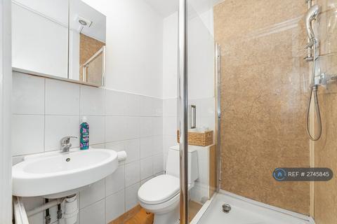 undefined, East Tenter Street, London, E1