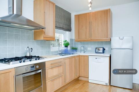 1 bedroom flat to rent, Cambray Road, London, SW12