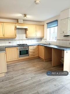 4 bedroom terraced house to rent, Defiant Road, Norwich, NR6