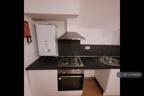 1 bedroom flat to rent, High Street North, Dunstable, LU6