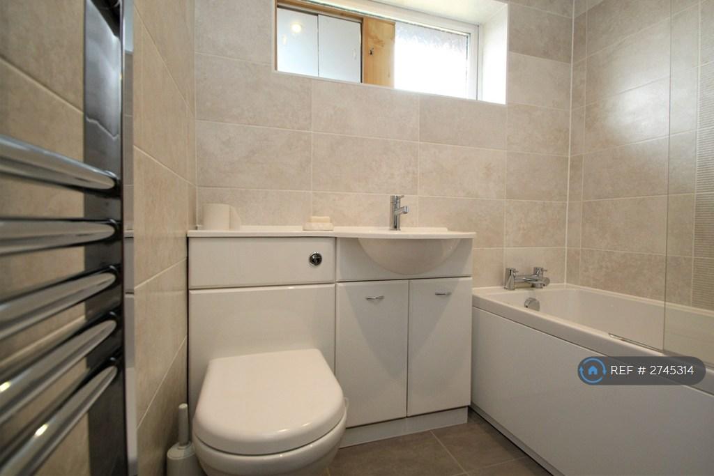 Toilet / Bathroom