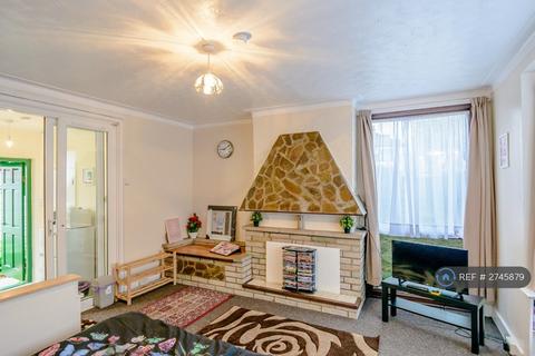 undefined, Central Park Road, London, E6