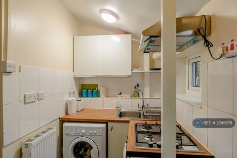 undefined, Central Park Road, London, E6