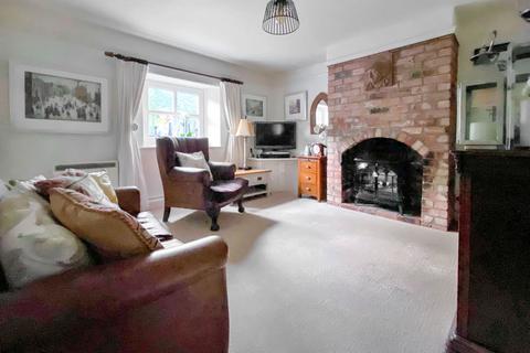 undefined, Main Street, Grantham NG32