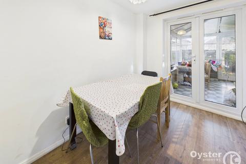 4 bedroom end of terrace house to rent, Chamberlayne Avenue, Wembley, HA9