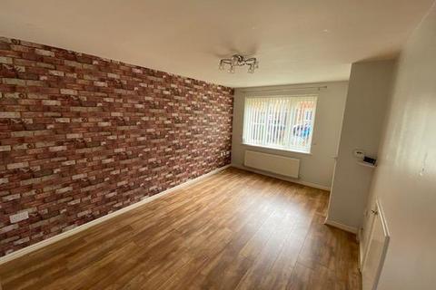 2 bedroom semi-detached house to rent, Middlebeck Close, Middlesbrough