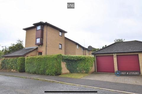 3 bedroom detached house to rent, Chevalier Grove, Crownhill, Milton Keynes, MK8