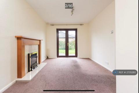 3 bedroom detached house to rent, Chevalier Grove, Crownhill, Milton Keynes, MK8
