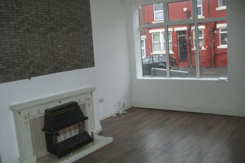 2 bedroom terraced house to rent, Raincliffe Terrace, Leeds LS9