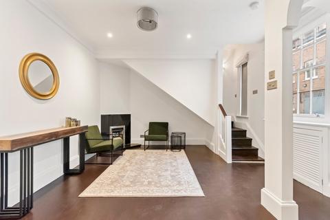 Elvaston Mews, South Kensington, London