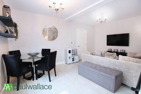 1 bedroom flat for sale, Turners Hill, Cheshunt