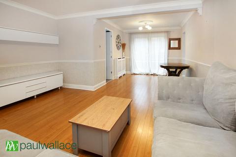 4 bedroom detached house for sale, Upper Shott, West Cheshunt