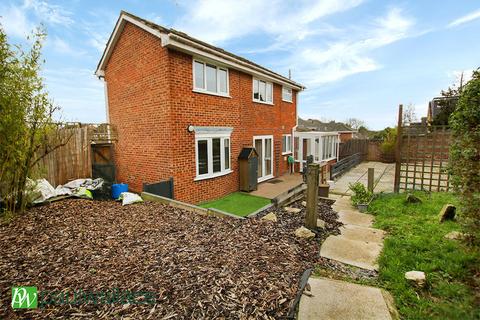 4 bedroom detached house for sale, Upper Shott, West Cheshunt
