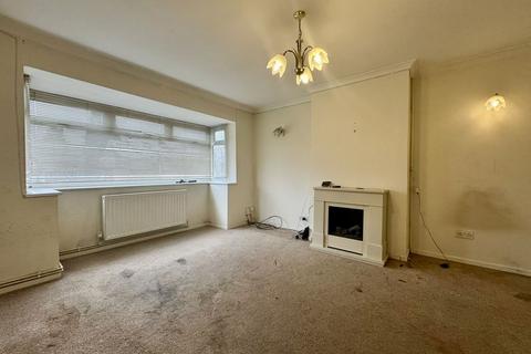 2 bedroom semi-detached bungalow for sale, Ripley Road, Luton
