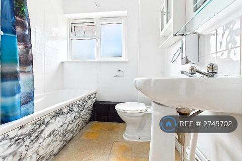 undefined, Birches Road, Horsham, RH12