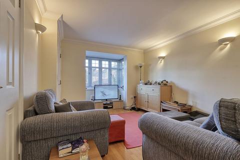 2 bedroom end of terrace house for sale, Aldershot, Hants