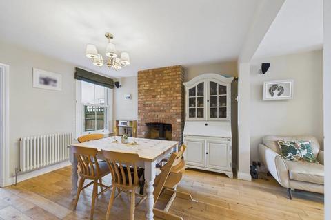 3 bedroom cottage for sale, Sandlands Road, Walton On The Hill