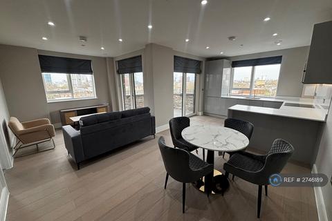 2 bedroom flat to rent, Hyde Apartments, London, SW11